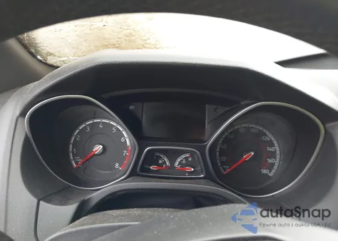 2016 Ford Focus из США, поврежденный, VIN 1FADP3L92GL242294